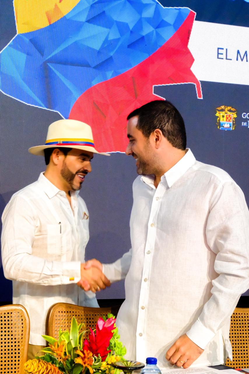 Cumbre en Mompox: Yamil Arana pide al presidente De La Espriella  acelerar la descentralizaci&oacute;n del estado.